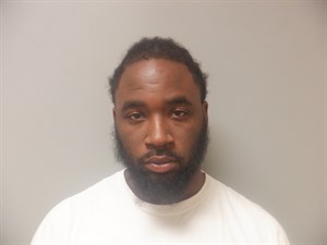 Chalmers, Tarvon Delshown