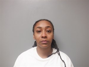 Gillett, Tanesha Rennett